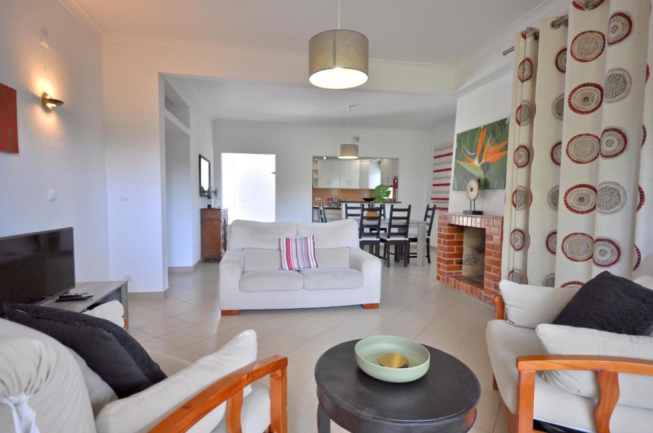Delightful Single-storey Villa, Private Pool, Free Air Conditioning And Wifi Villa Vilamoura