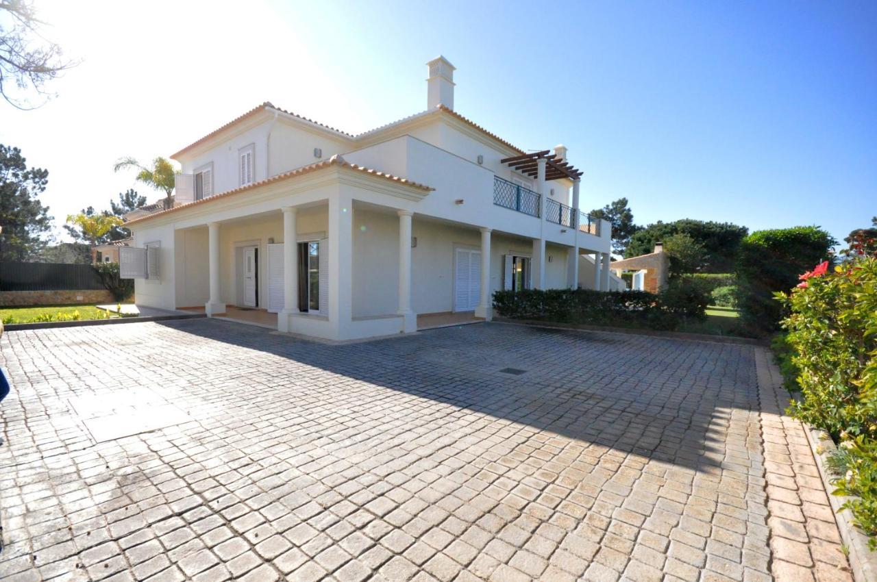 Large 6 Bedroom Private Pool In Vilasol *