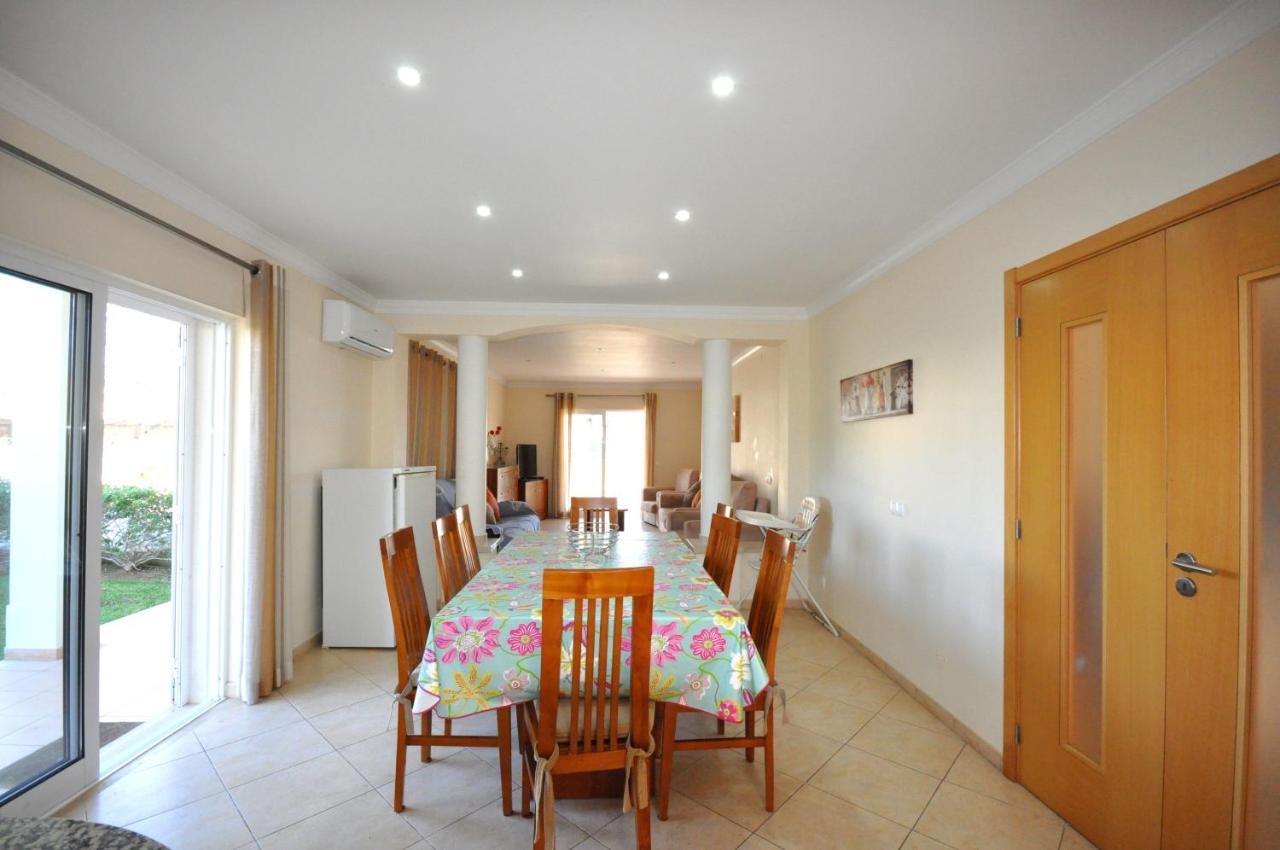 Large 3 Bedroom Private Pool In Vilasol Villa