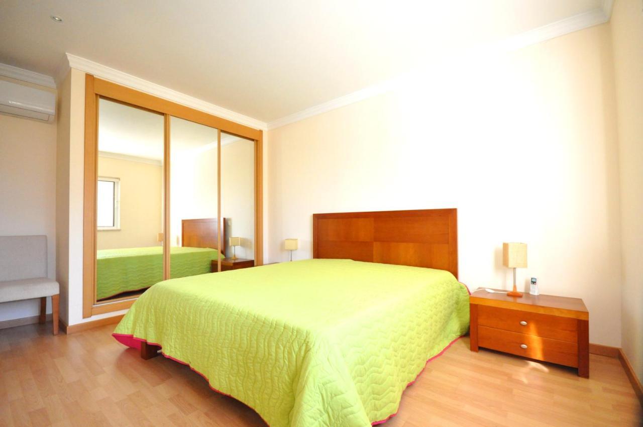 Villa Large 6 Bedroom Private Pool In Vilasol