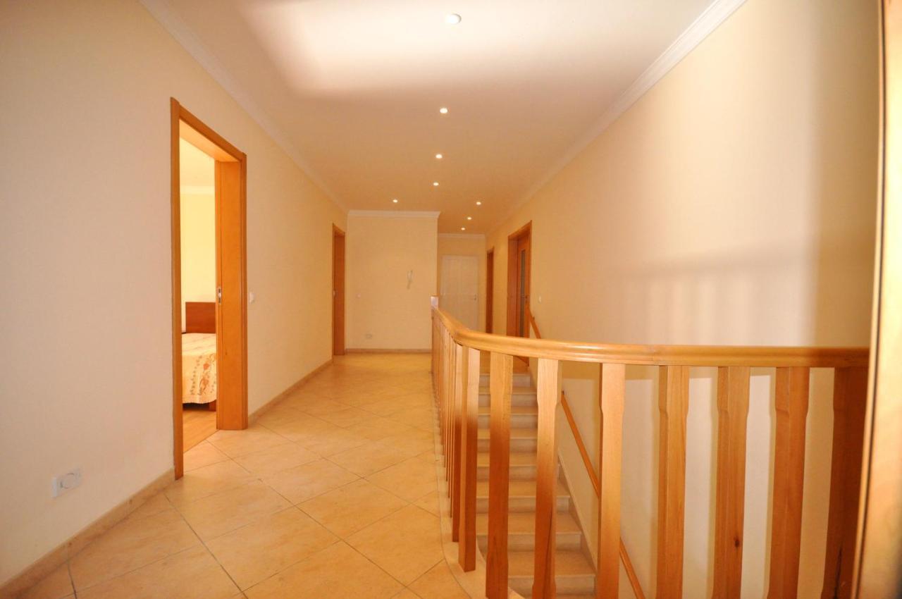 Large 6 Bedroom Private Pool In Vilasol Villa Quarteira