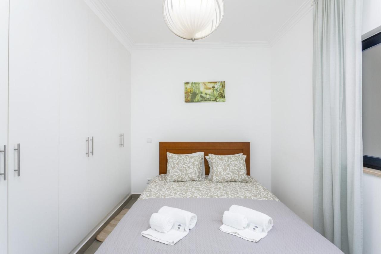 Apartment Miral 3 - Sea Front By Hd *