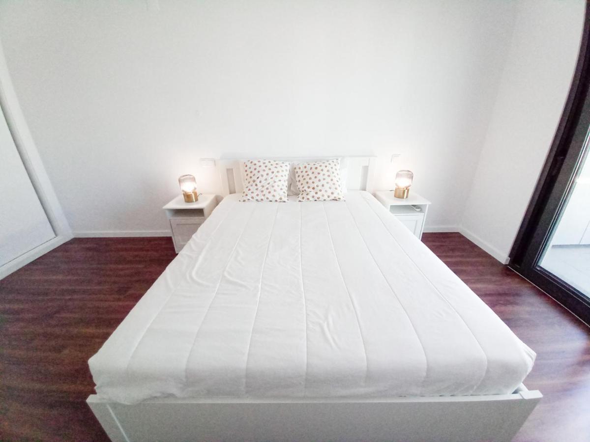 T3 Alto -vista Mar,ar Condicionado,garagem Apartamento *