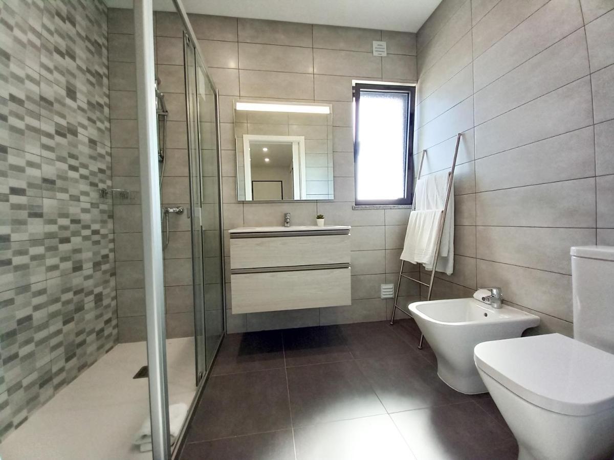 Apartamento T3 Alto -vista Mar,ar Condicionado,garagem *