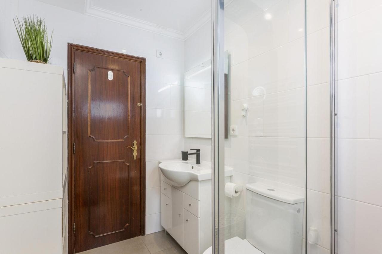 Apartment Miral 3 - Sea Front By Hd *