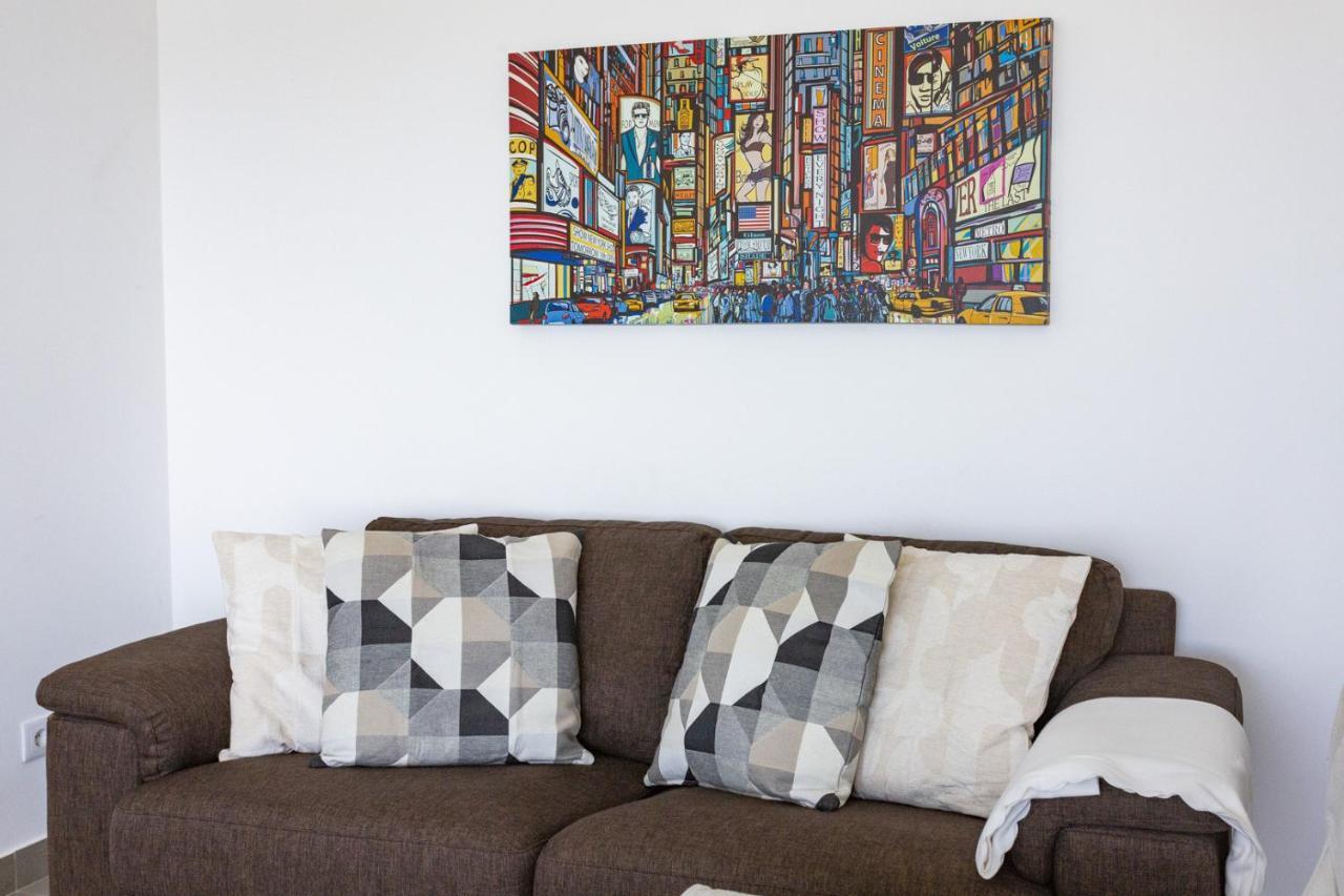 Miral 3 - Sea Front By Hd Apartment Quarteira