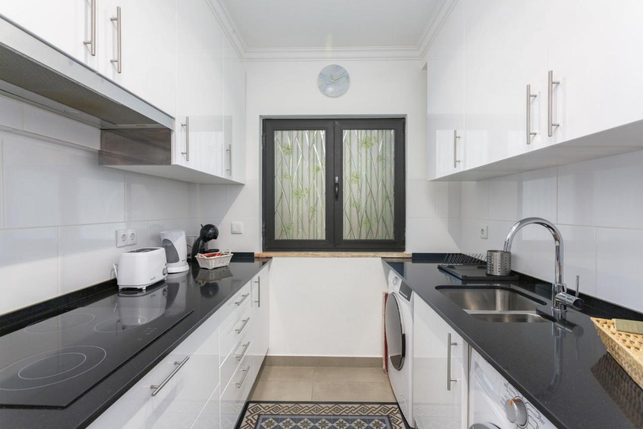 Apartment Miral 3 - Sea Front By Hd