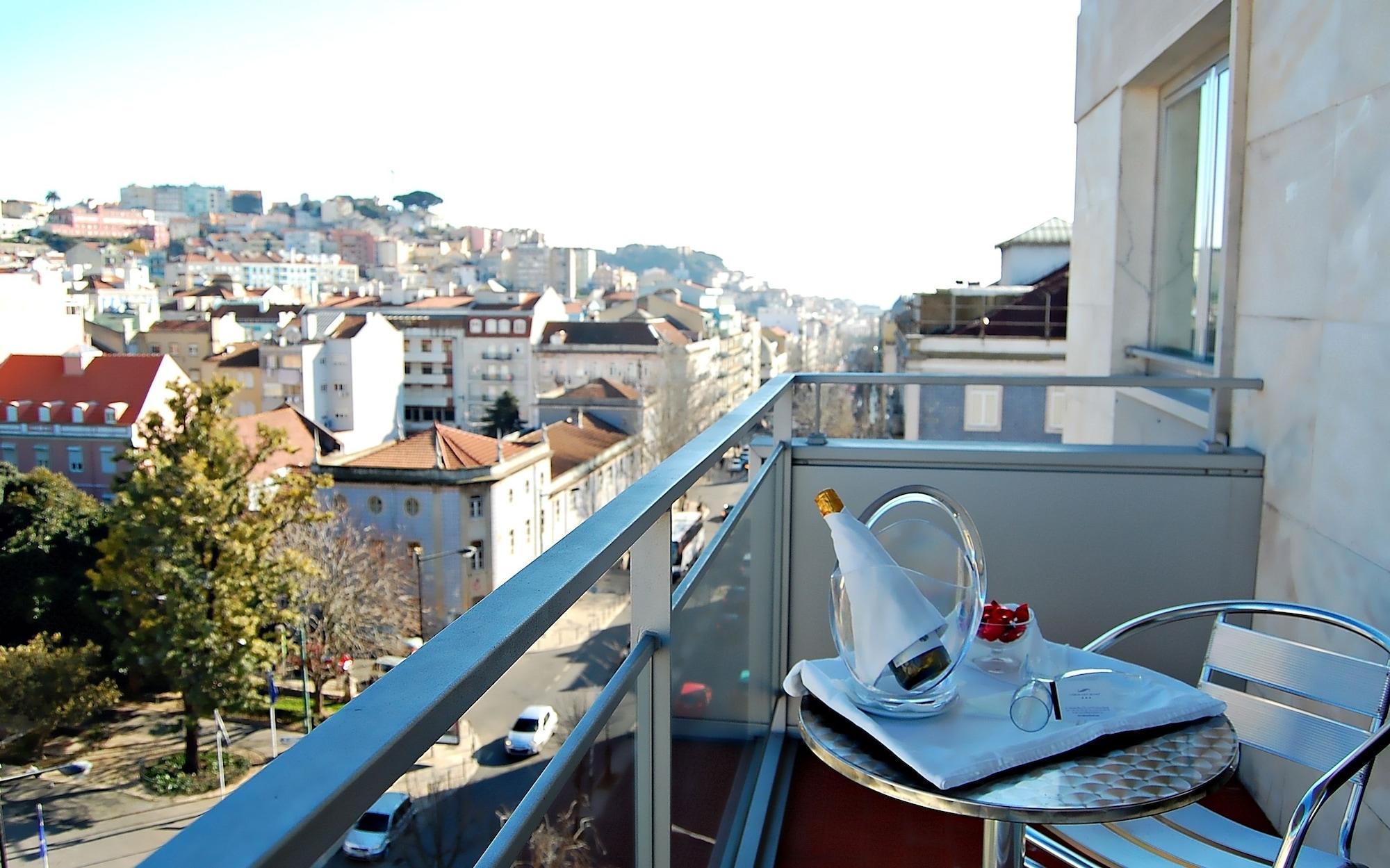 By Lisboa