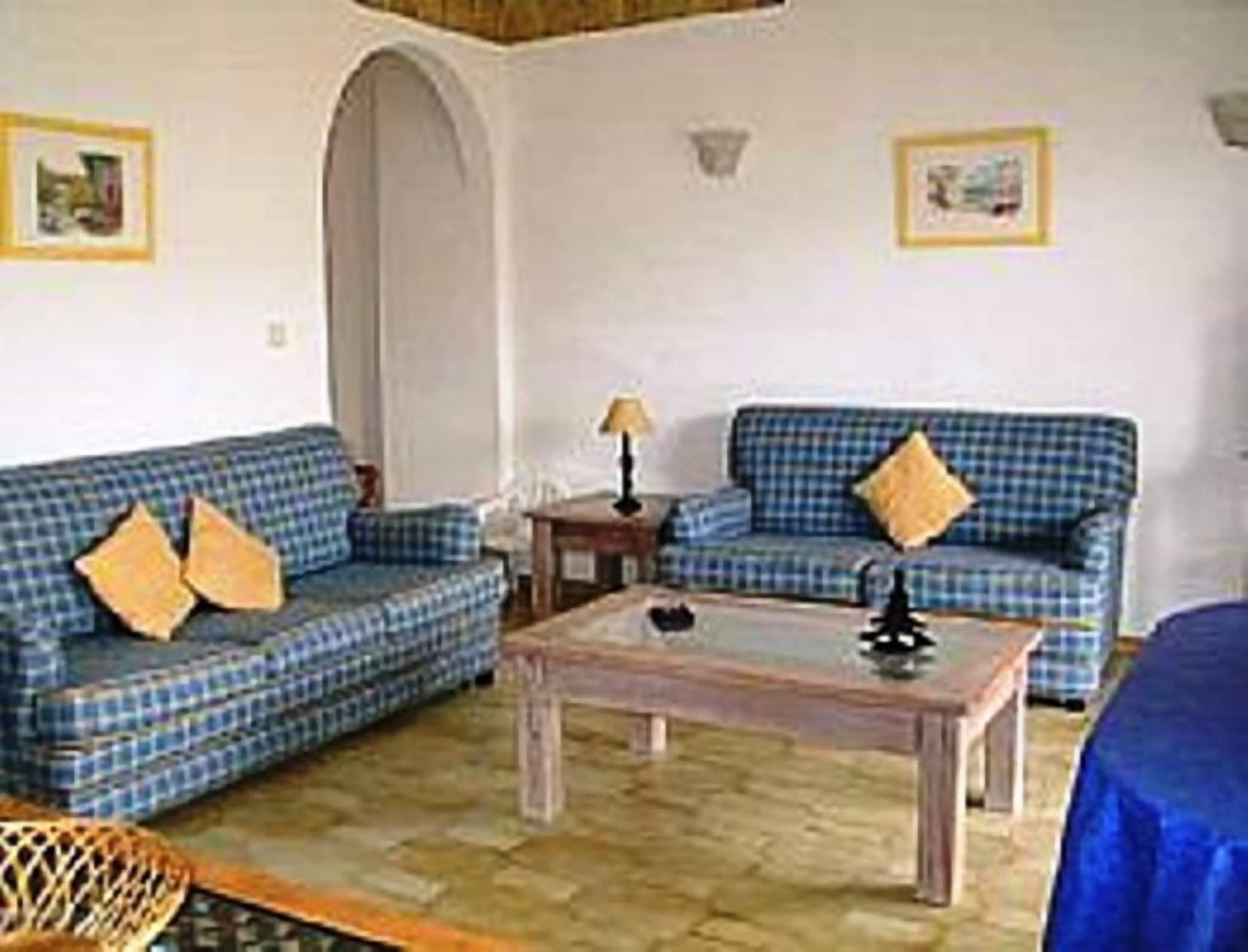 Aparthotel Iberlagos 3*