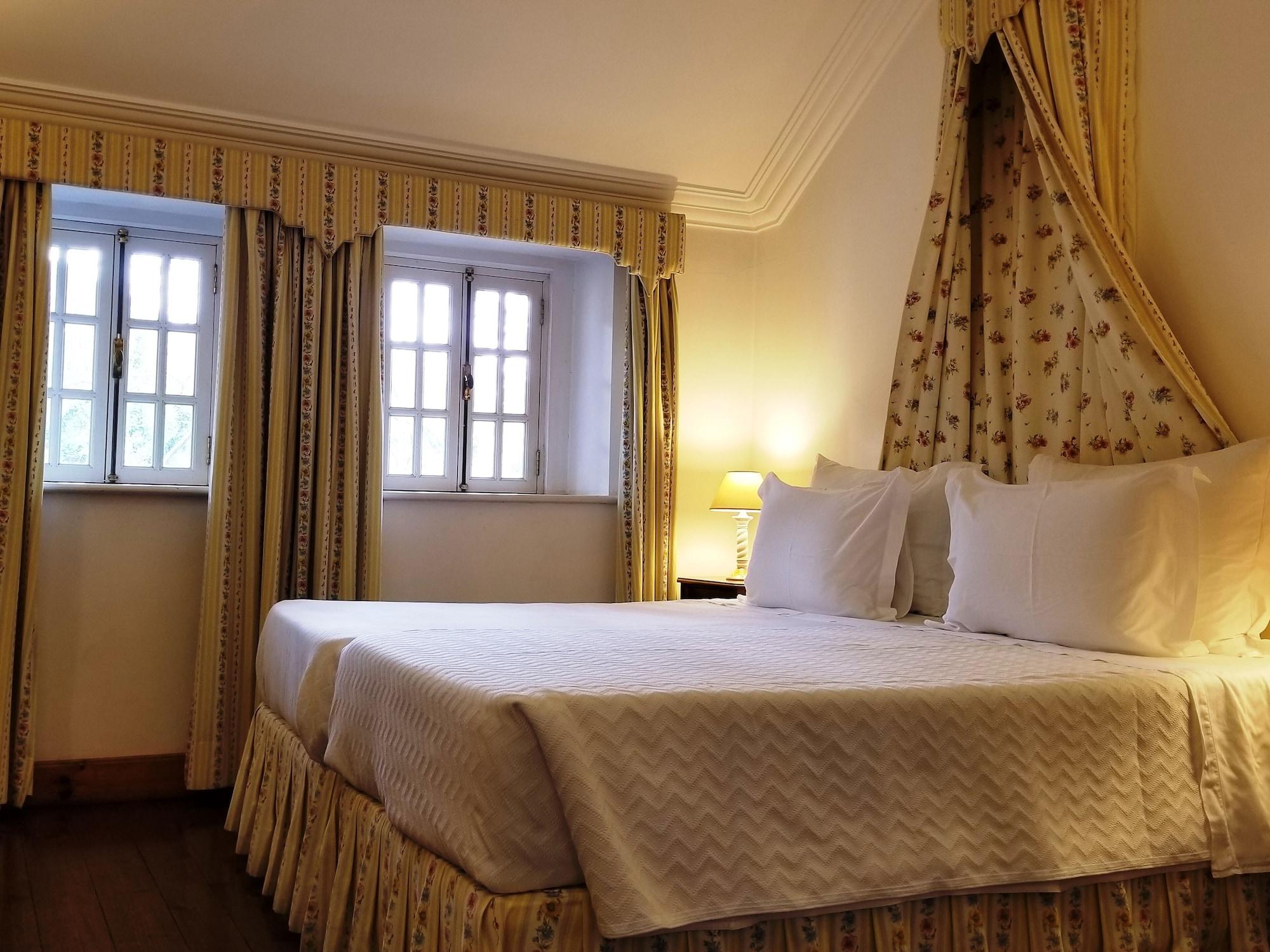 Lawrences Hotel