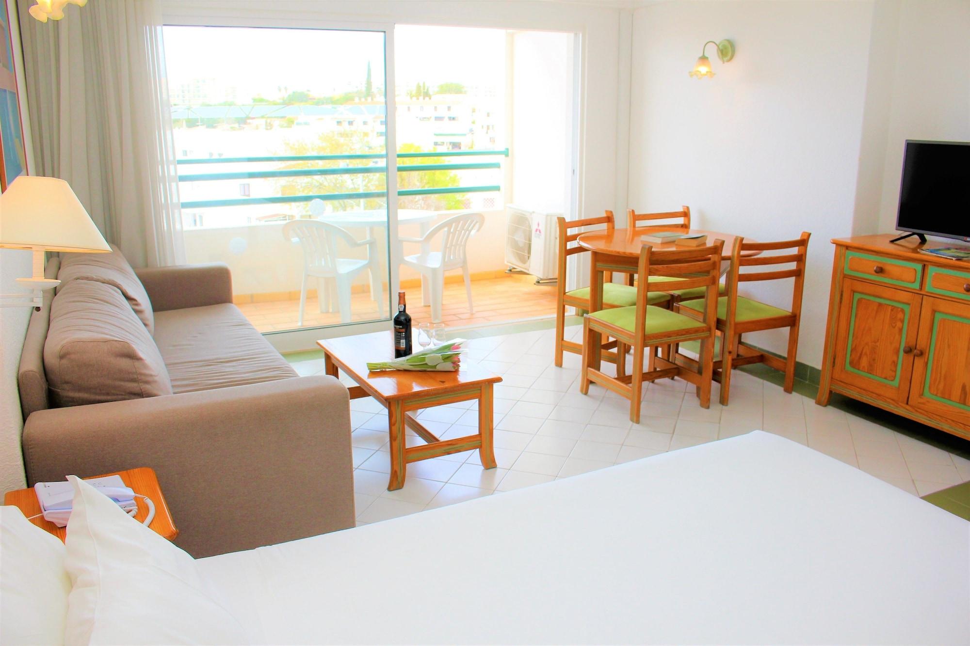 Ourabay - Art & Holidays Aparthotel Albufeira