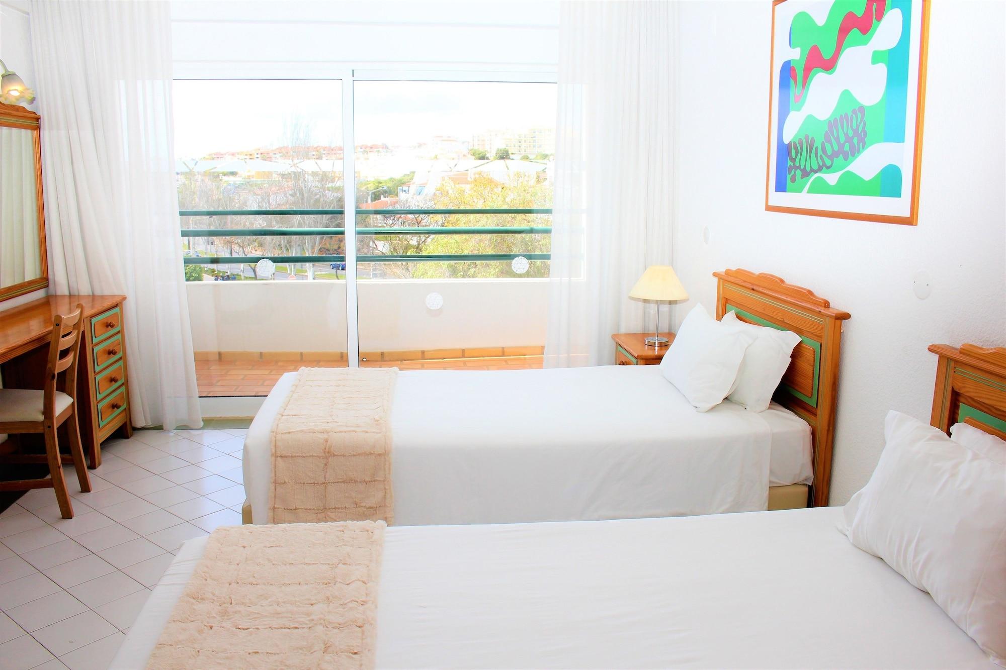 Ourabay - Art & Holidays Aparthotel