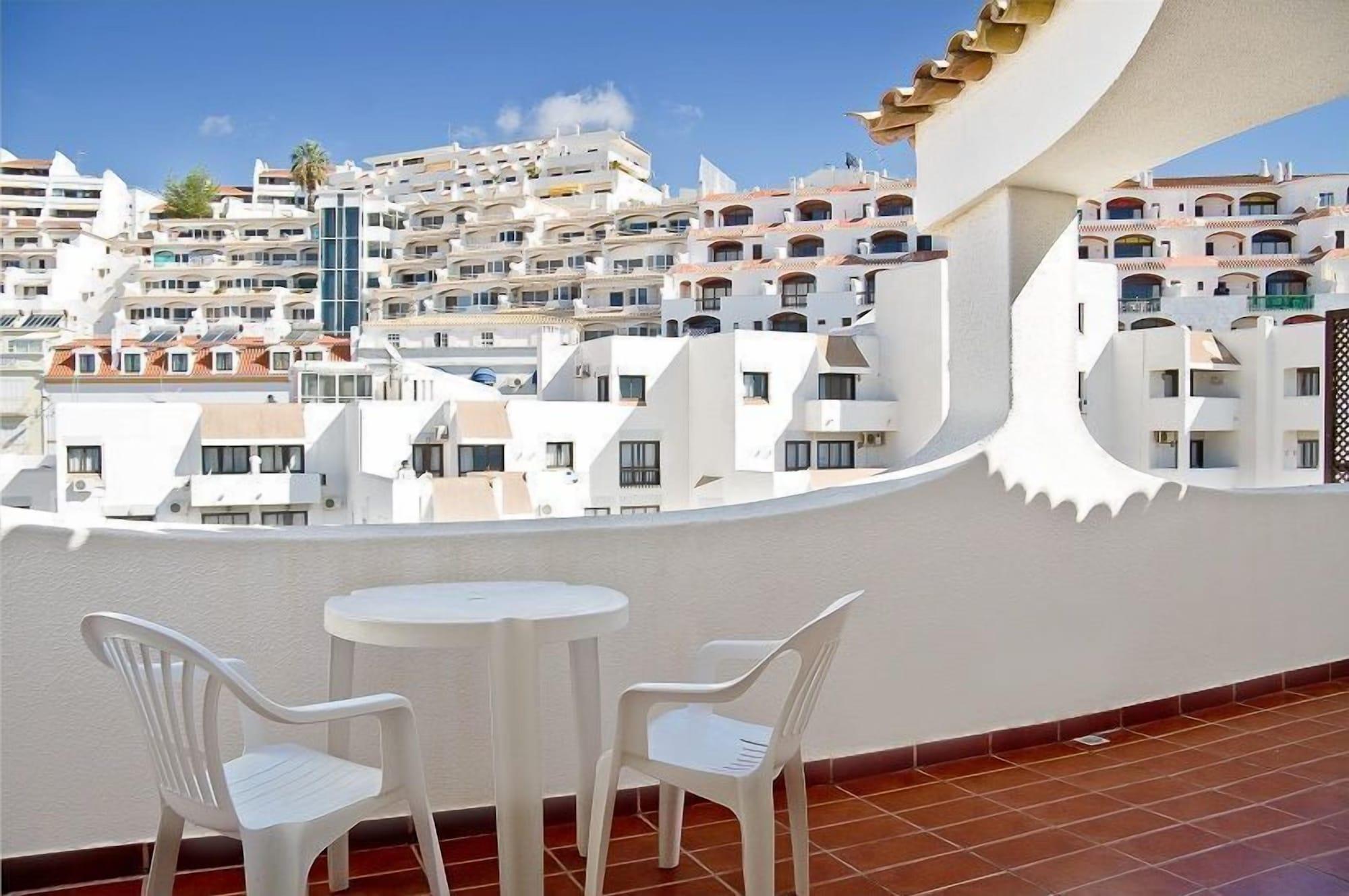 Edificio - Local 2* Albufeira