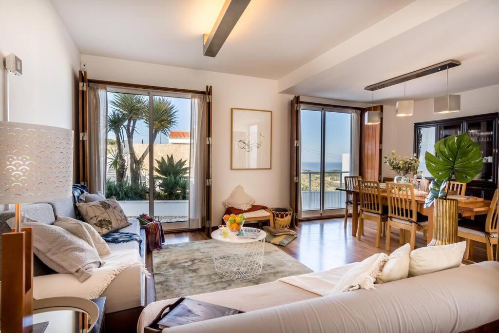 Beachside 5 Bdr 6 Baths Sleeps 9plus Ppl *