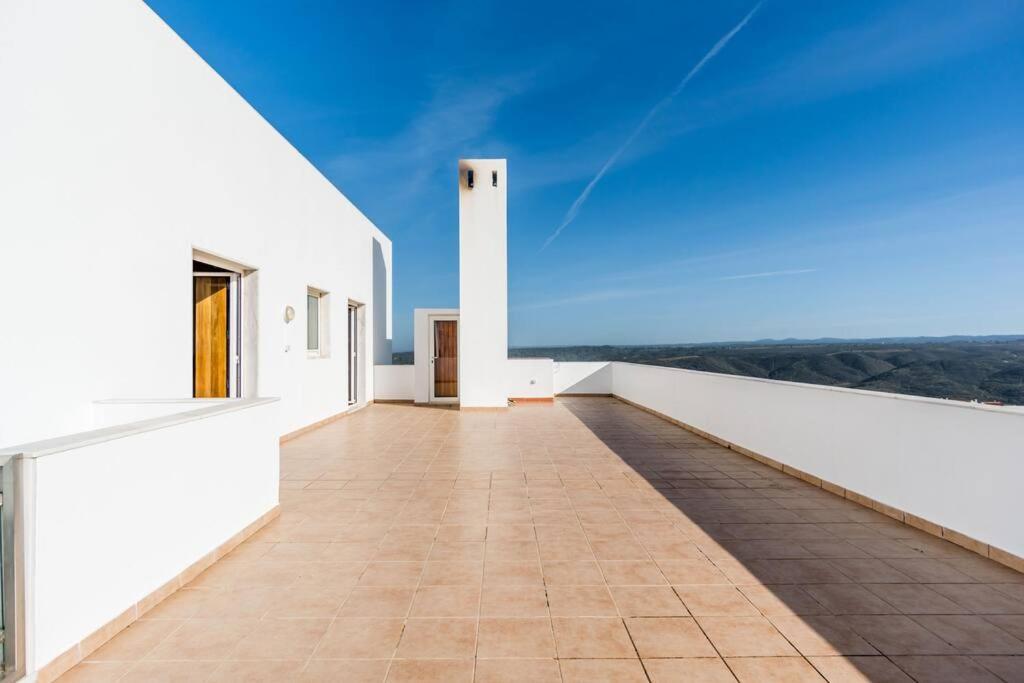 Villa Beachside 5 Bdr 6 Baths Sleeps 9plus Ppl Aljezur