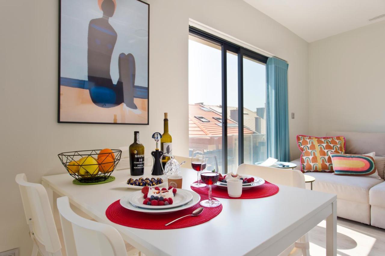 Ocean Scene 2 Bed Apartment