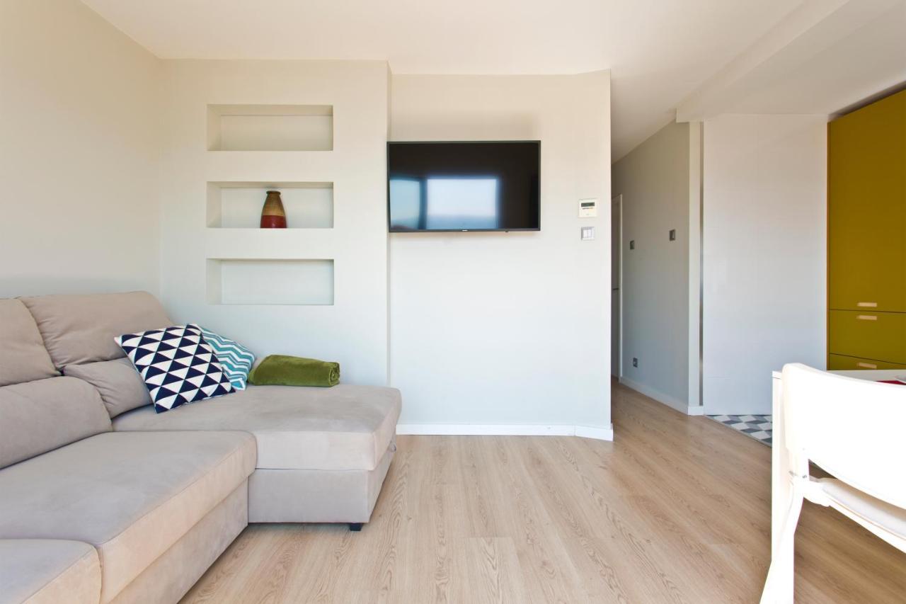 Apartment Ocean Scene 2 Bed