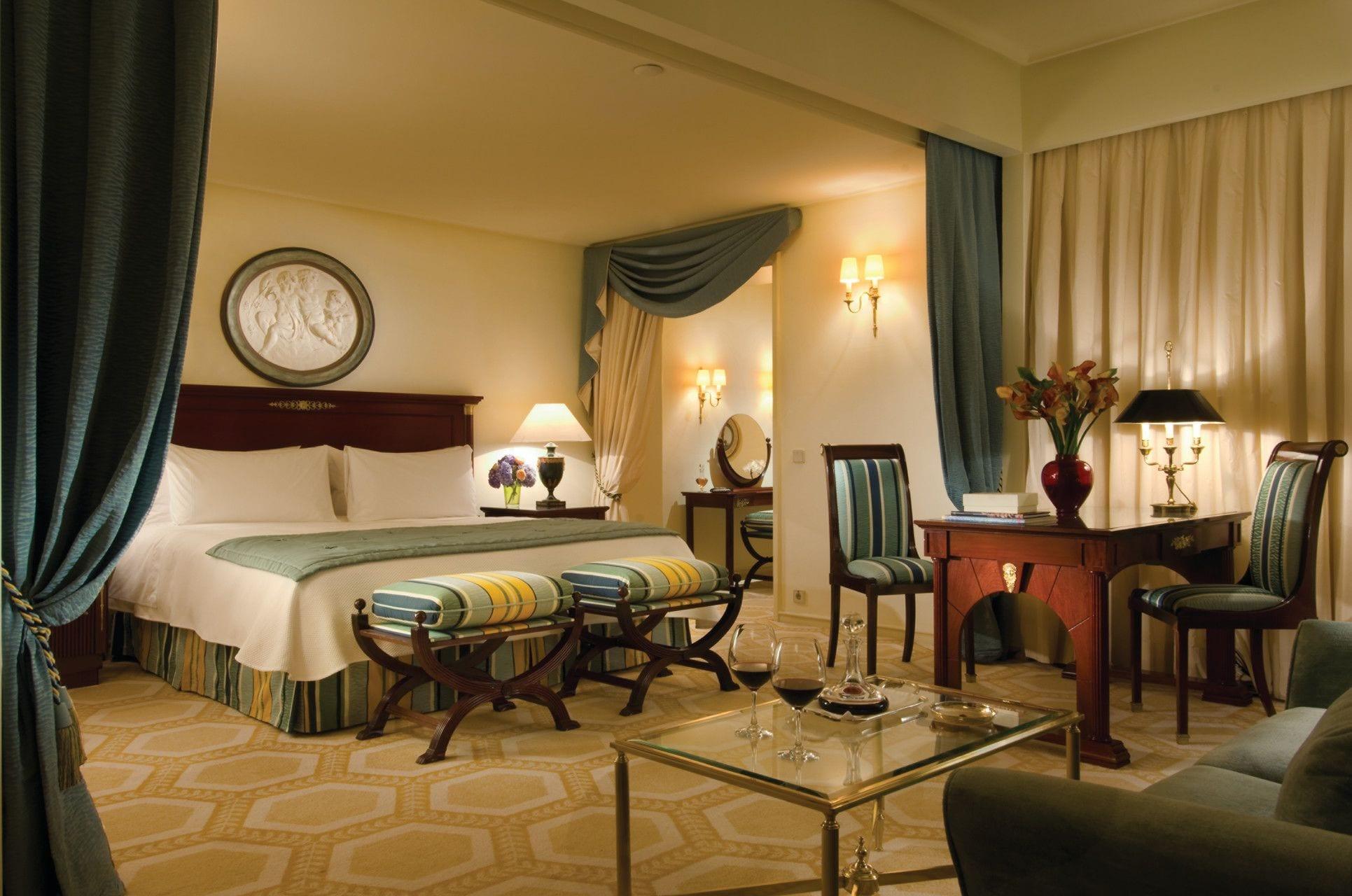Four Seasons Ritz Hotel 5*