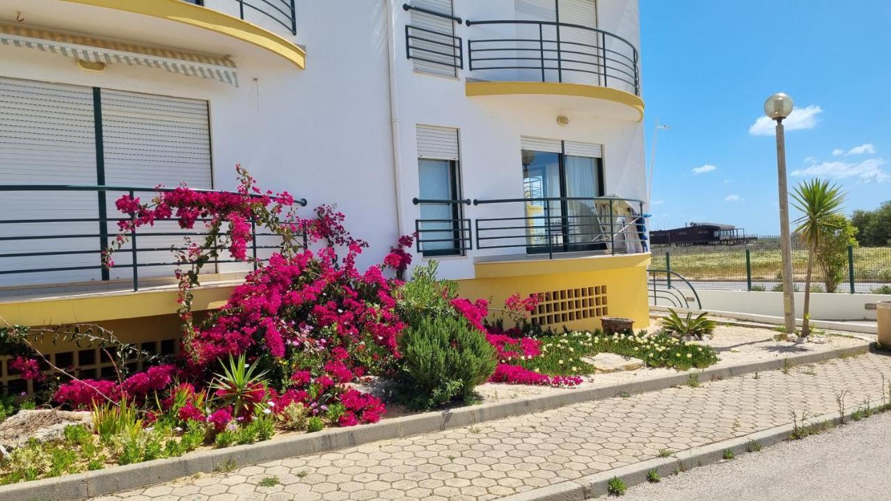 Meia Apartment *