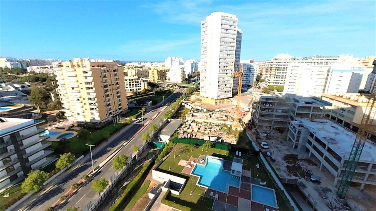 Turisticos Rocha Tower 3 *