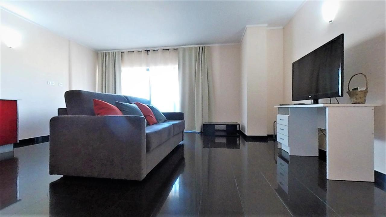 Turisticos Rocha Tower 3 Apartment *