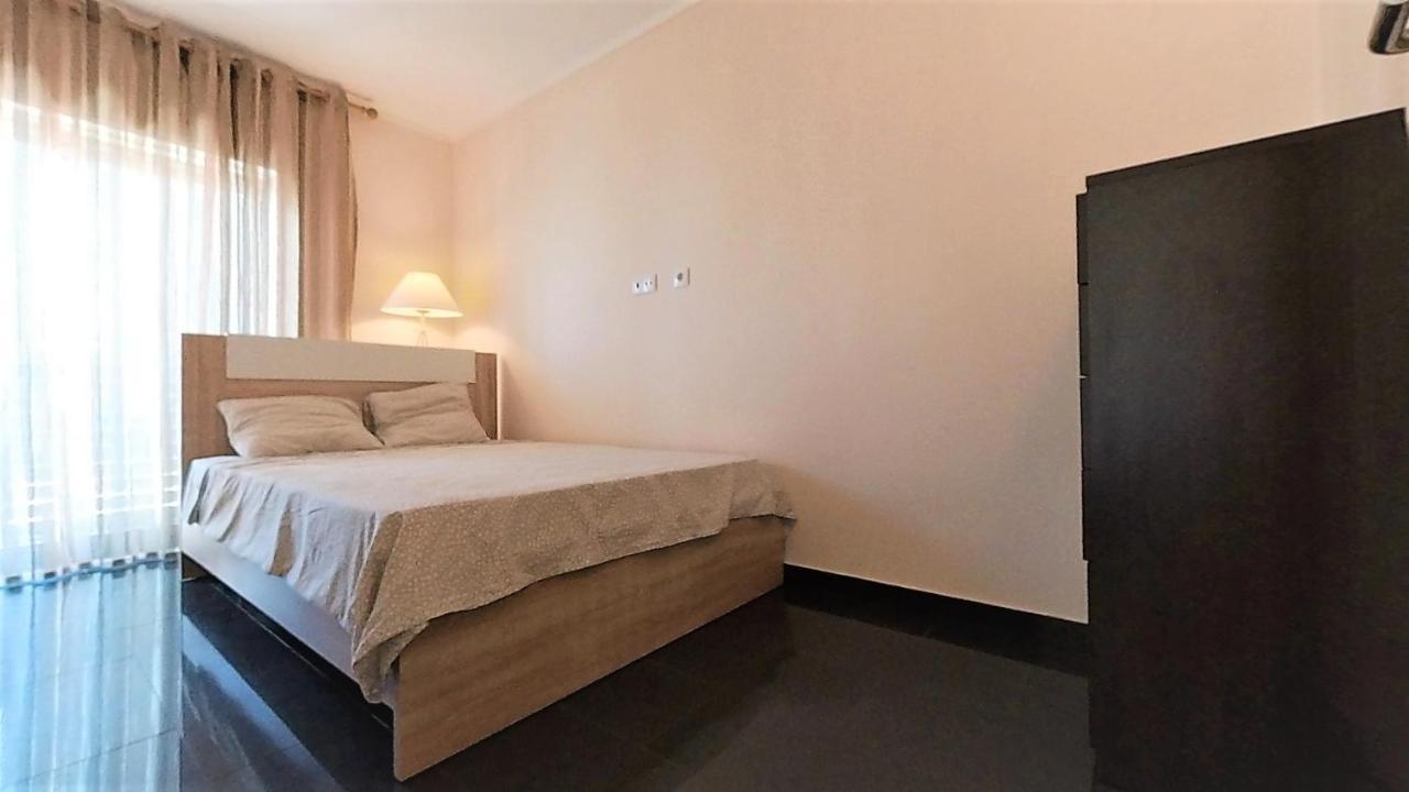 Turisticos Rocha Tower 13c Appartement Portimão