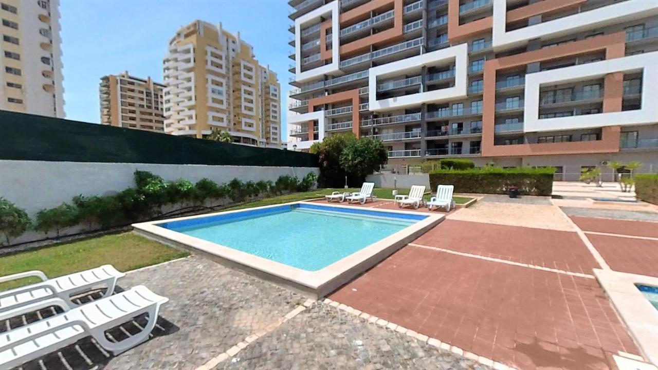 Turisticos Rocha Tower 15c Appartement