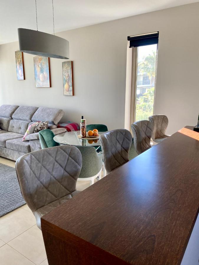 Apartment New Stunning Ocean Aprt In 