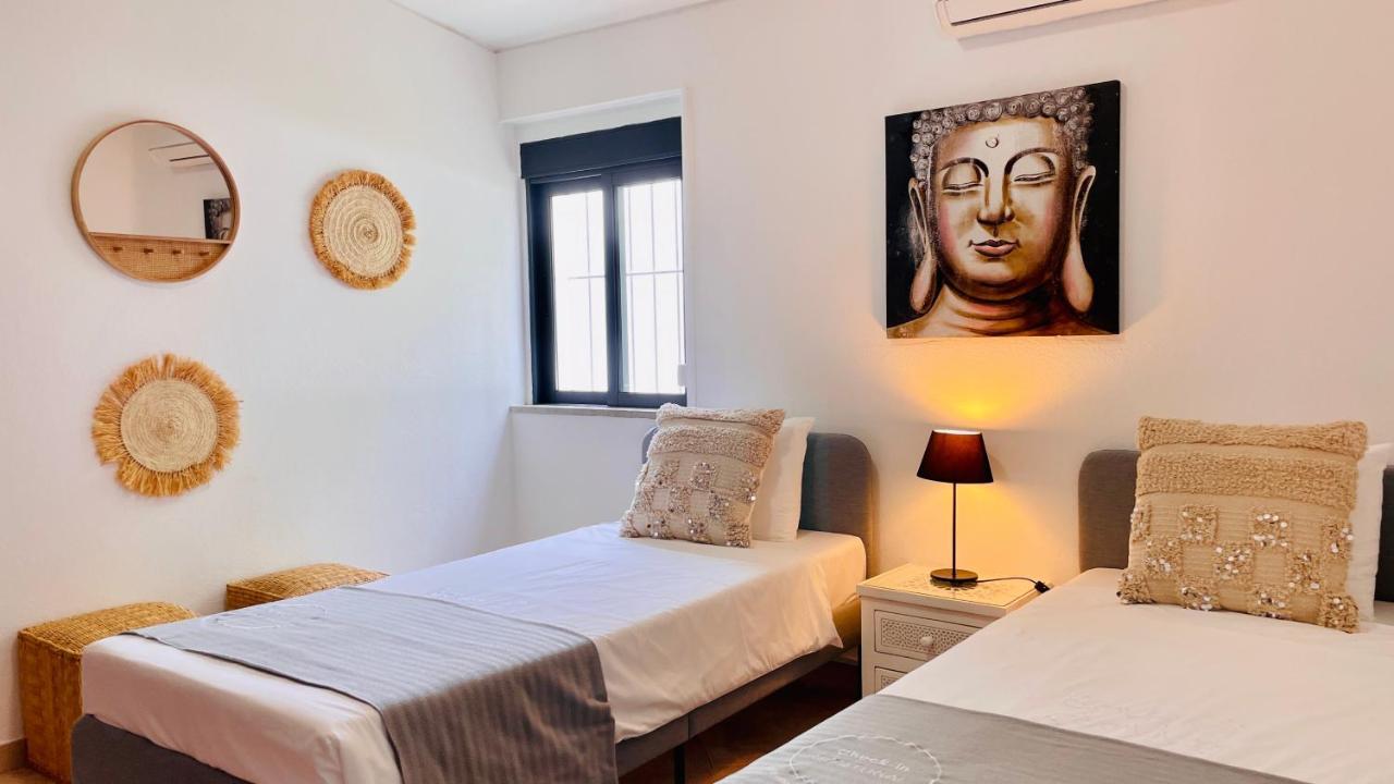 Strip By Check-in Portugal Villa Albufeira