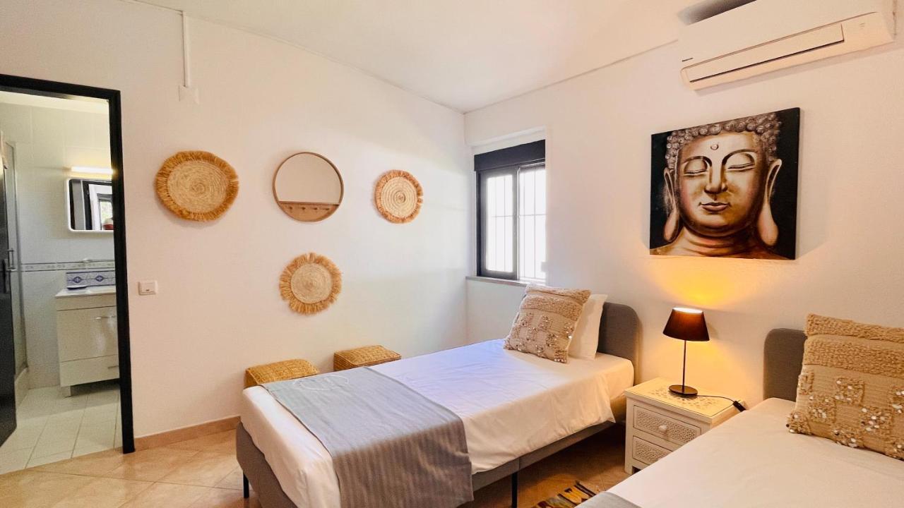 Villa Strip By Check-in Portugal