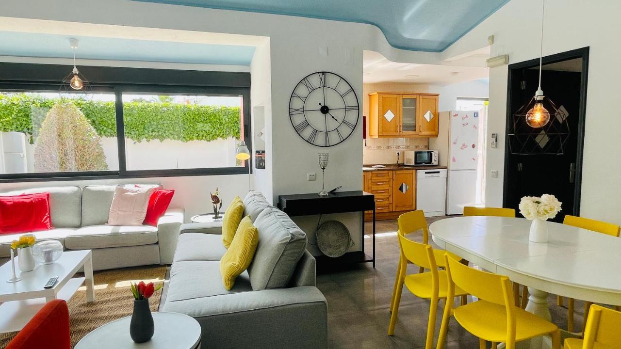 Strip By Check-in Portugal * Albufeira