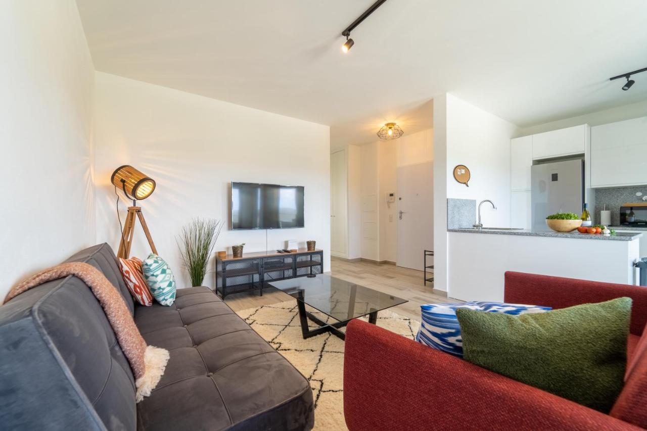 Apartment A Tarambola - Walking Distance To Monte Clerigo And Amoreira Beaches
