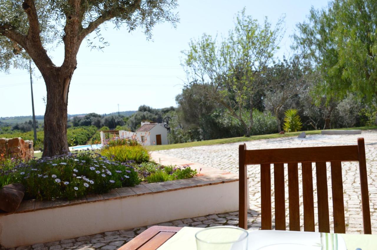 Quinta Da Mesquita Bed & Breakfast Pera