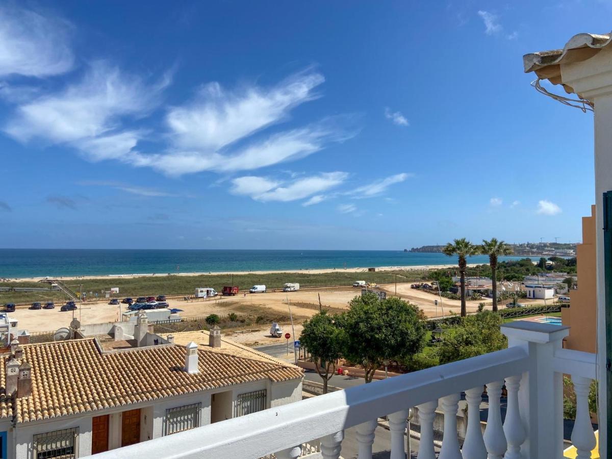 Spacious Penthouse Sea View Near #1925 Apartment *