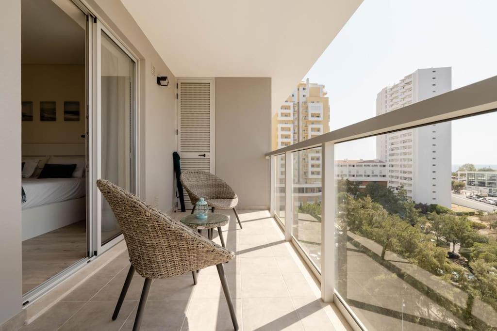 Apartment & Sun Da Rocha *