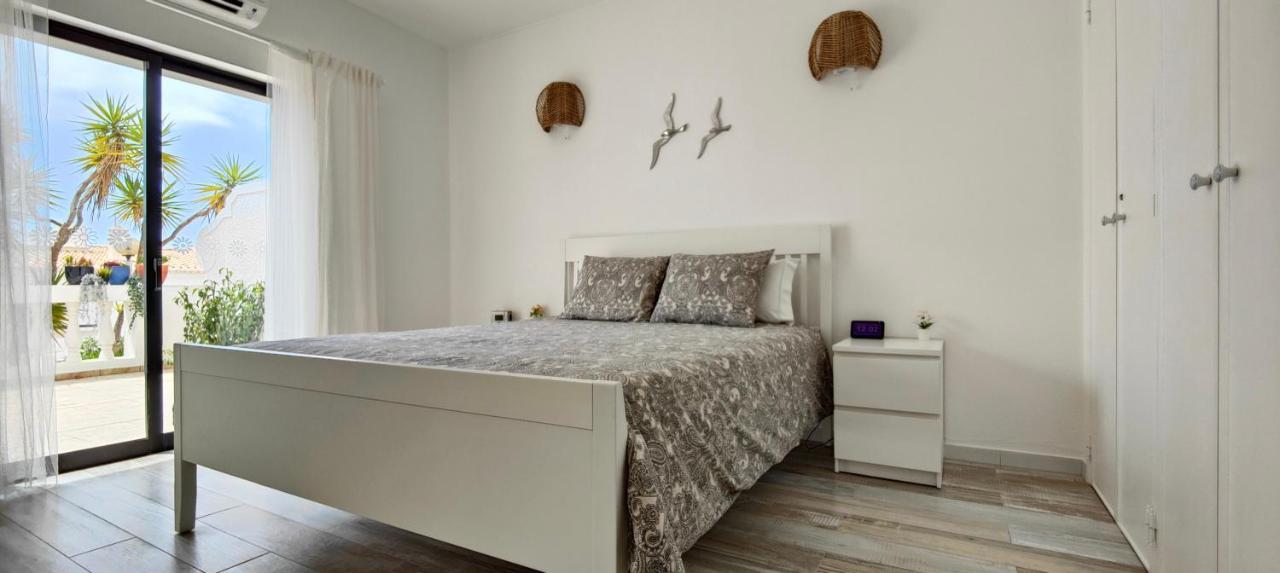 The Swallow's Rest House - Meia Apartment Lagos