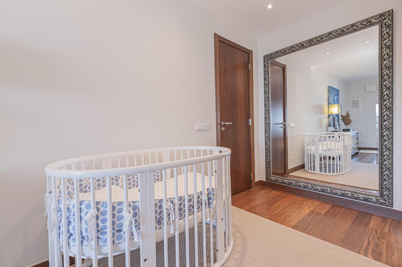 Apartamento Lujoso Ap Con Piscina Frente Al Mar Cascais