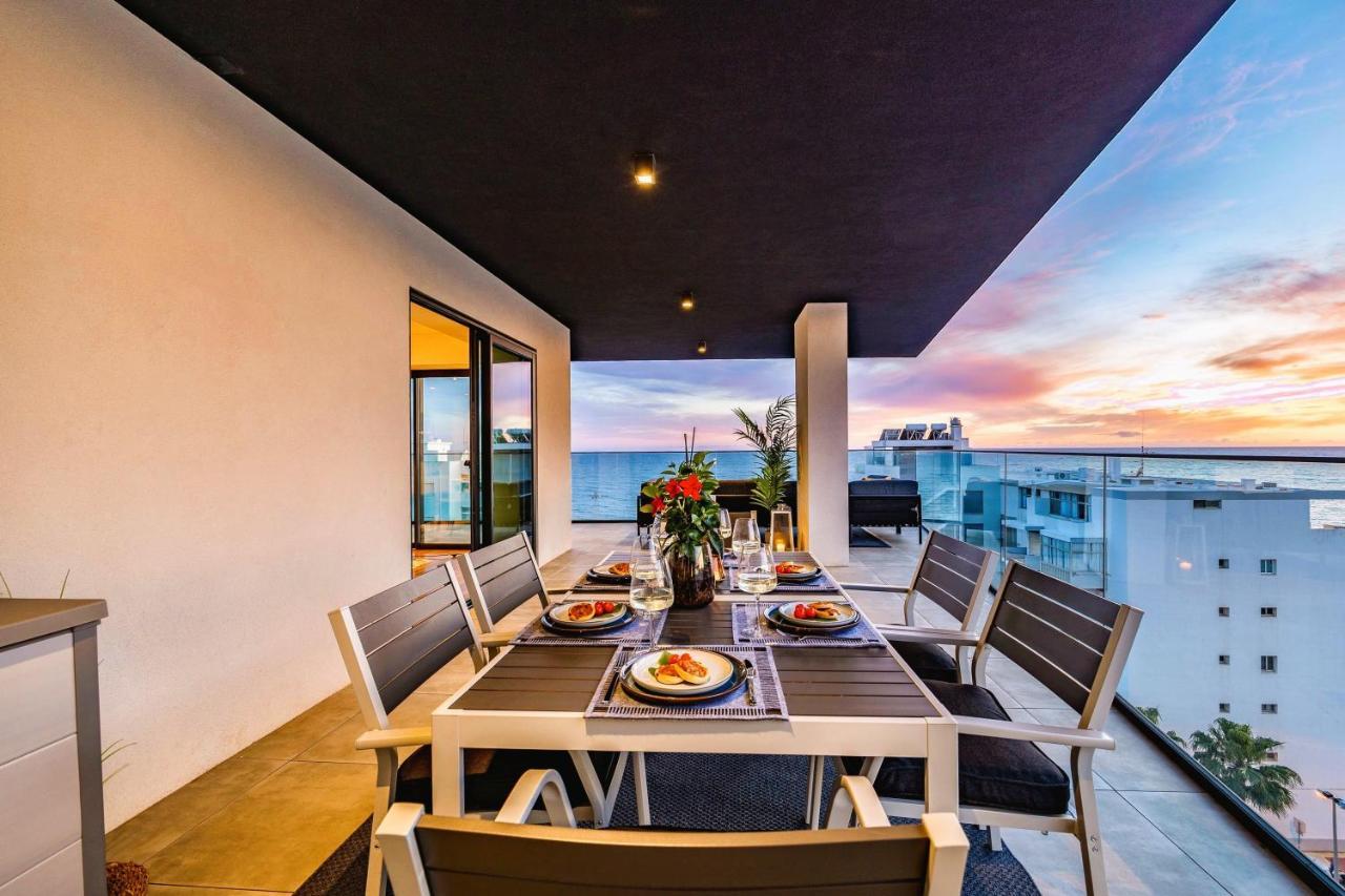 Luxurious Beachside With Pool & Seaview Quarteira