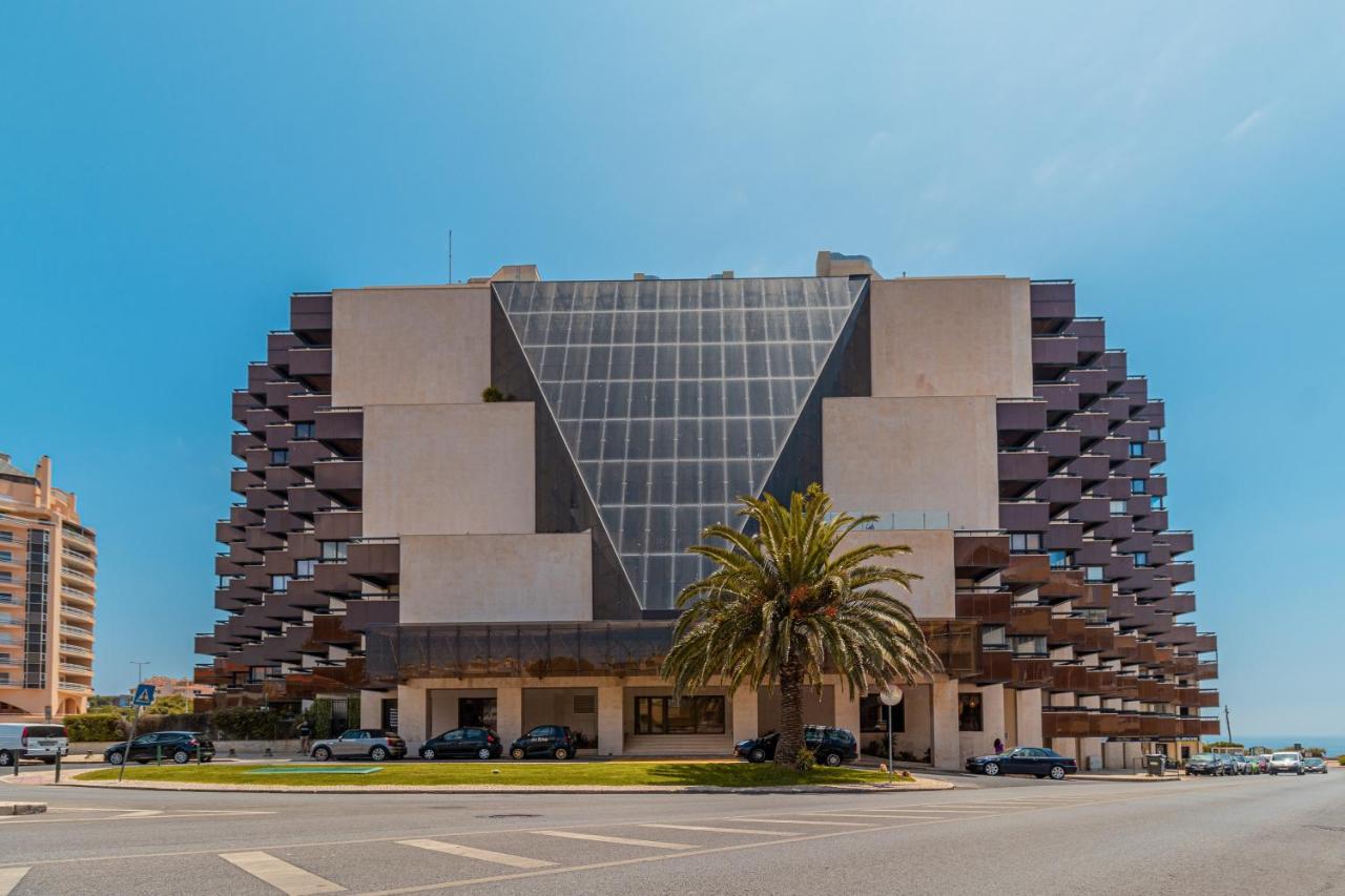 Atrium Apartment Cascais