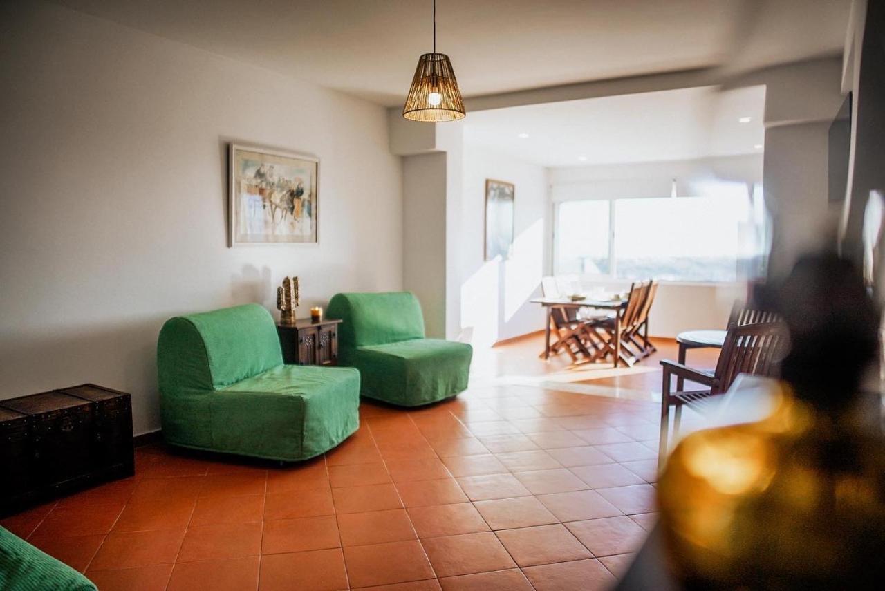 One Bedroom Marina View Apartment *