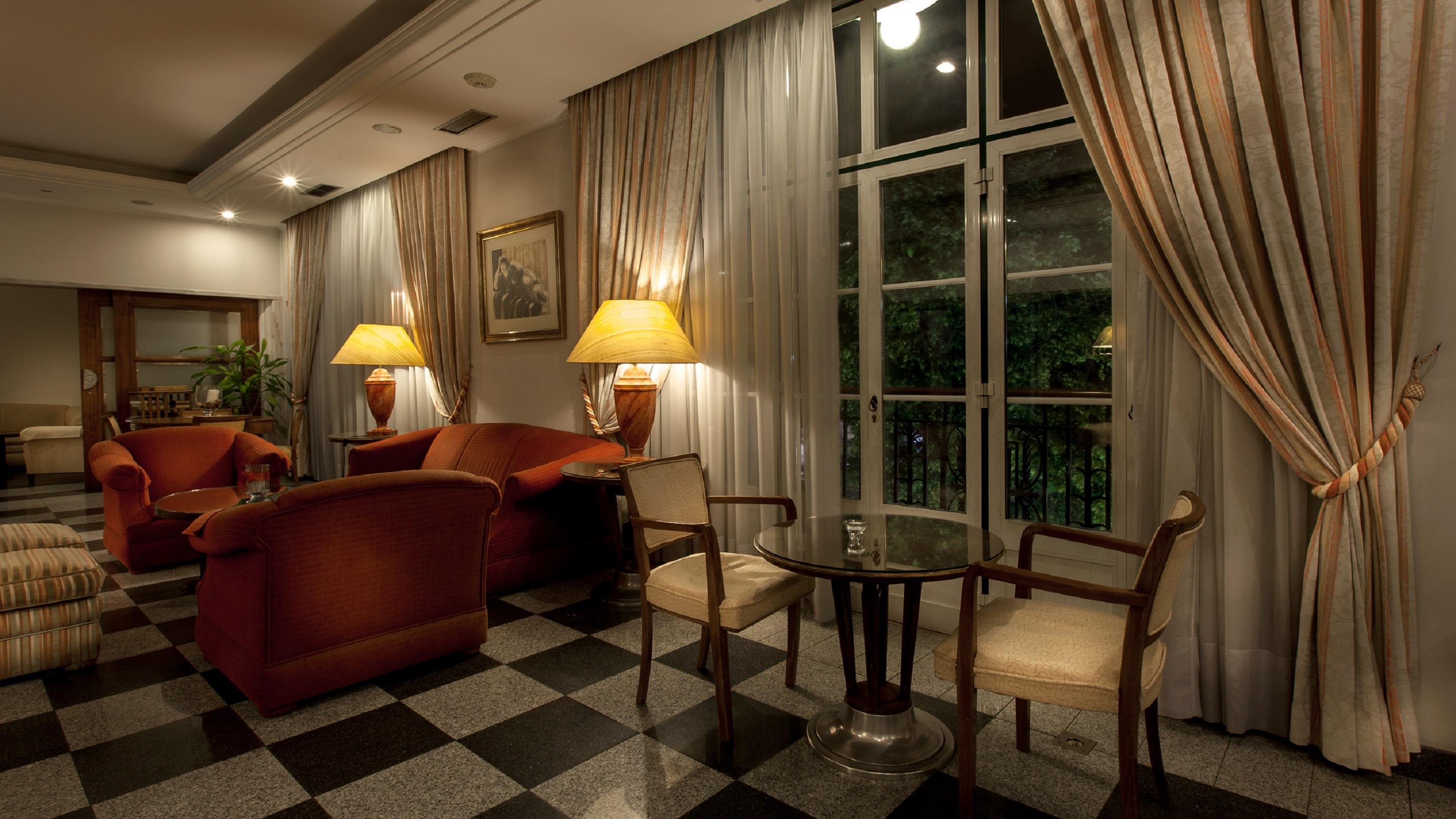 Hotel Metropole