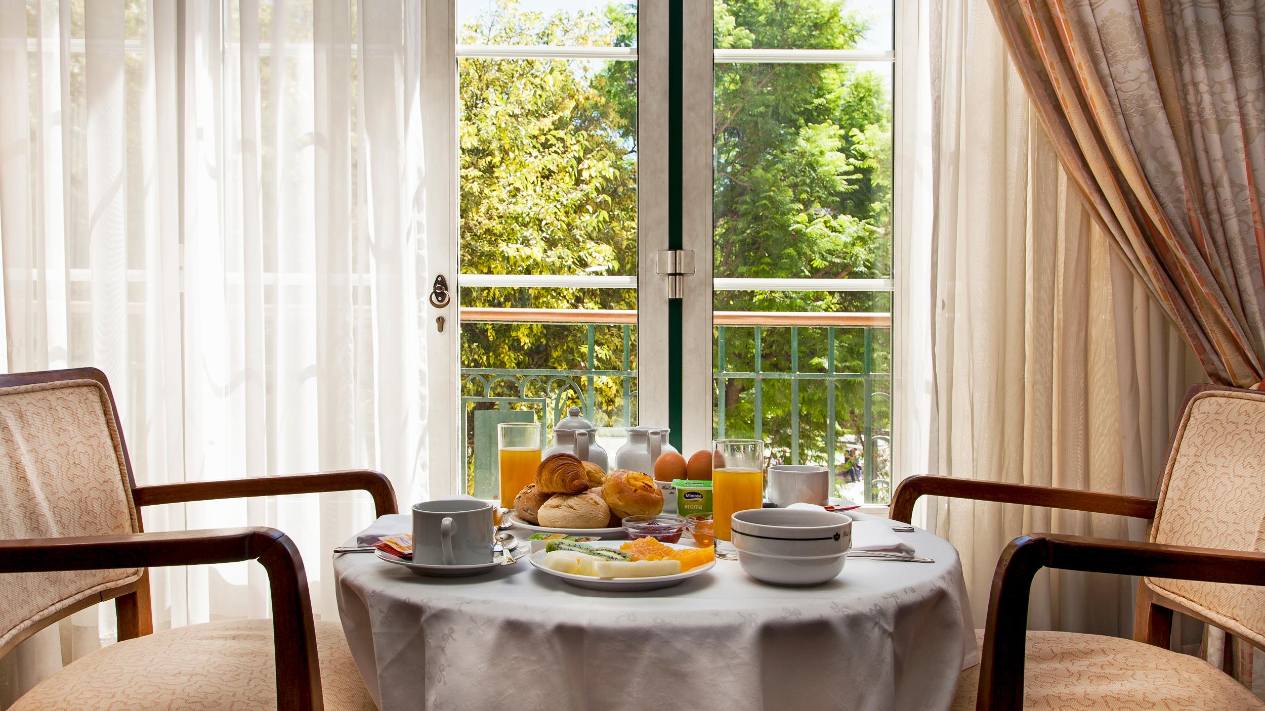 Metropole Hotel 3*