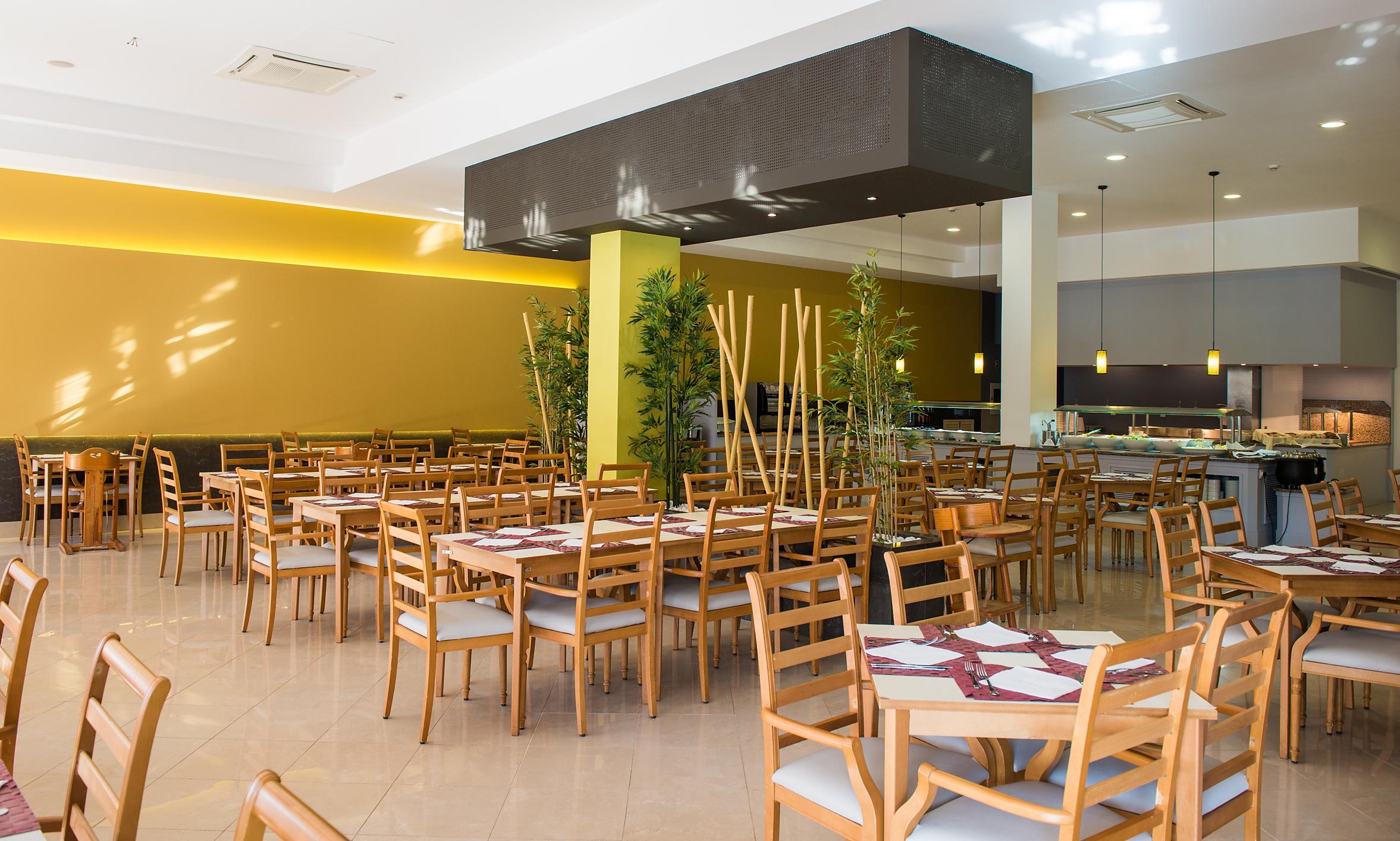 Aparthotel 3hb Clube Humbria 4*