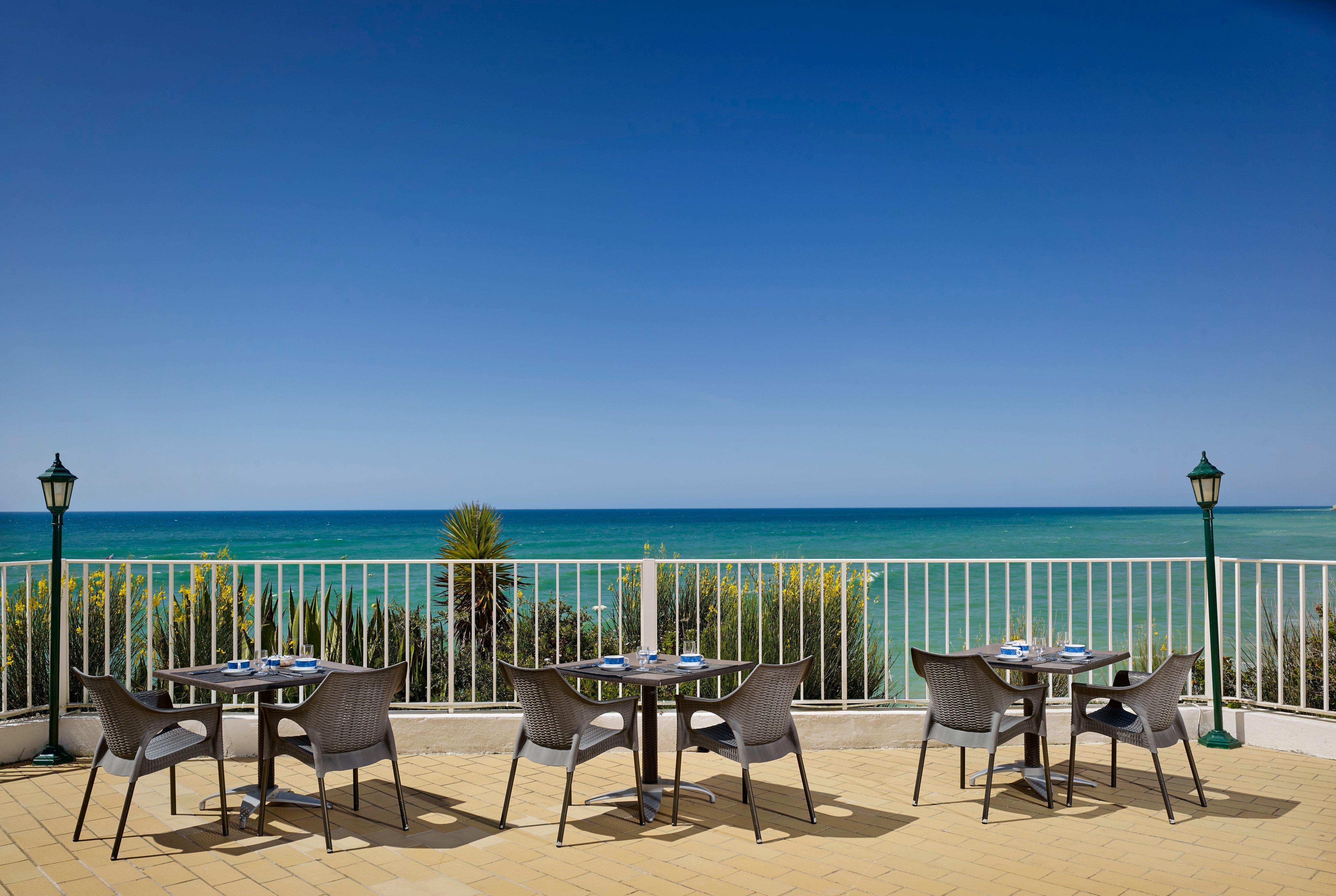 Hotel Algarve - Armacao De Pera, An Ihg