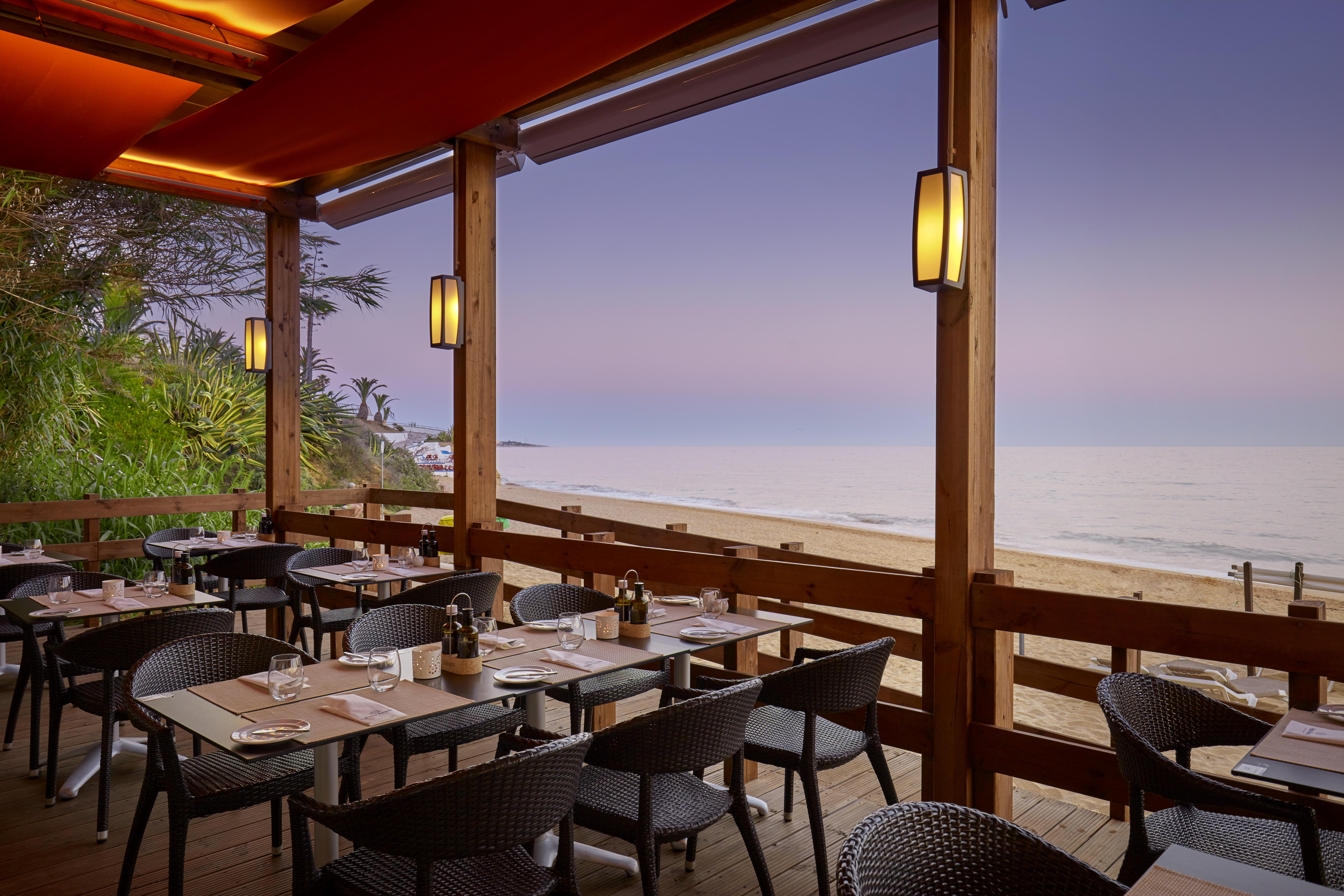 Hotel Algarve - Armacao De Pera, An Ihg