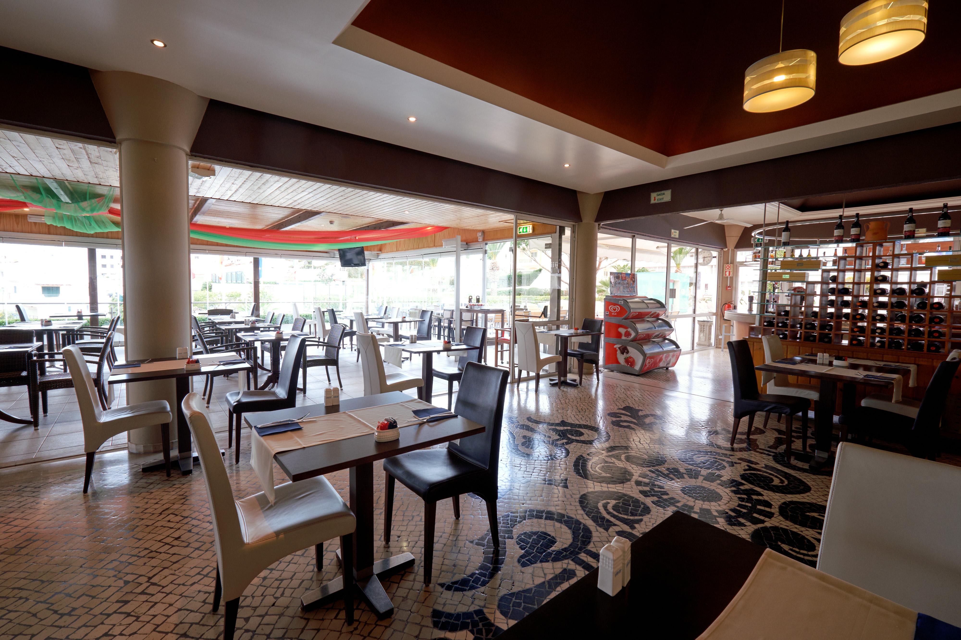 Muthu Clube Da Oura Apartahotel 4*