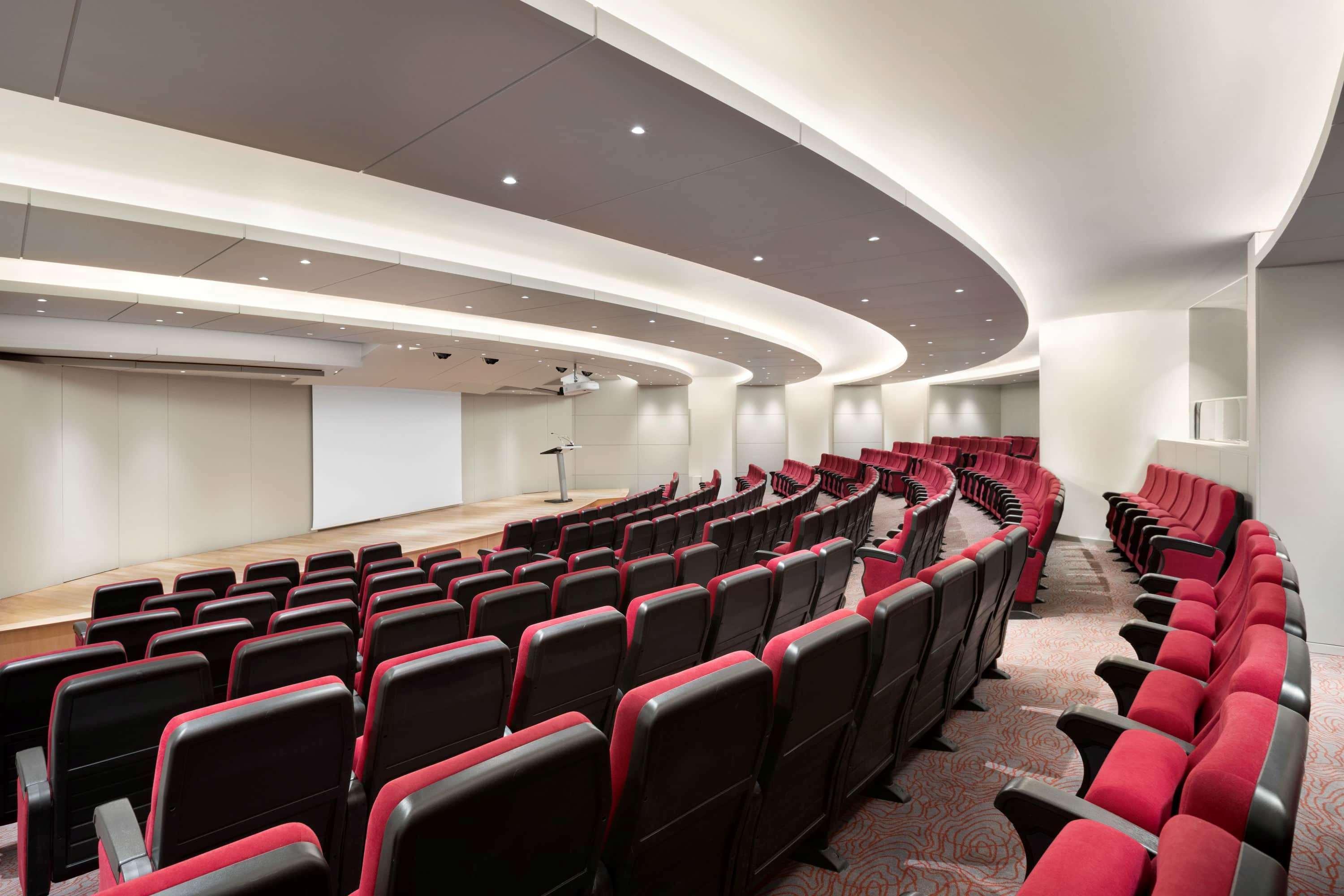 Hotel Ramada By Wyndham Lisbon