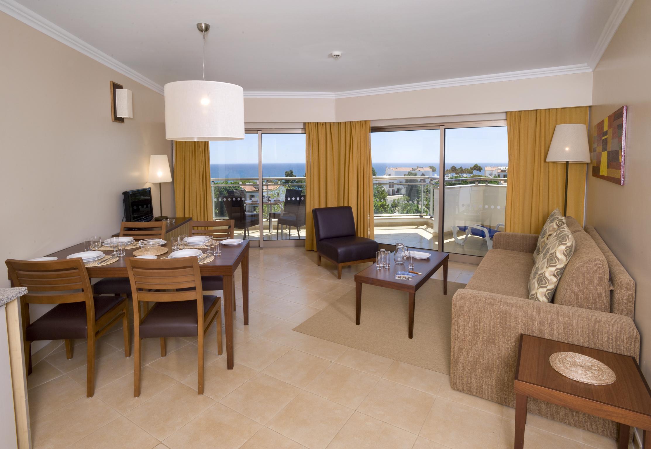 Alfagar Aparthotel 4*