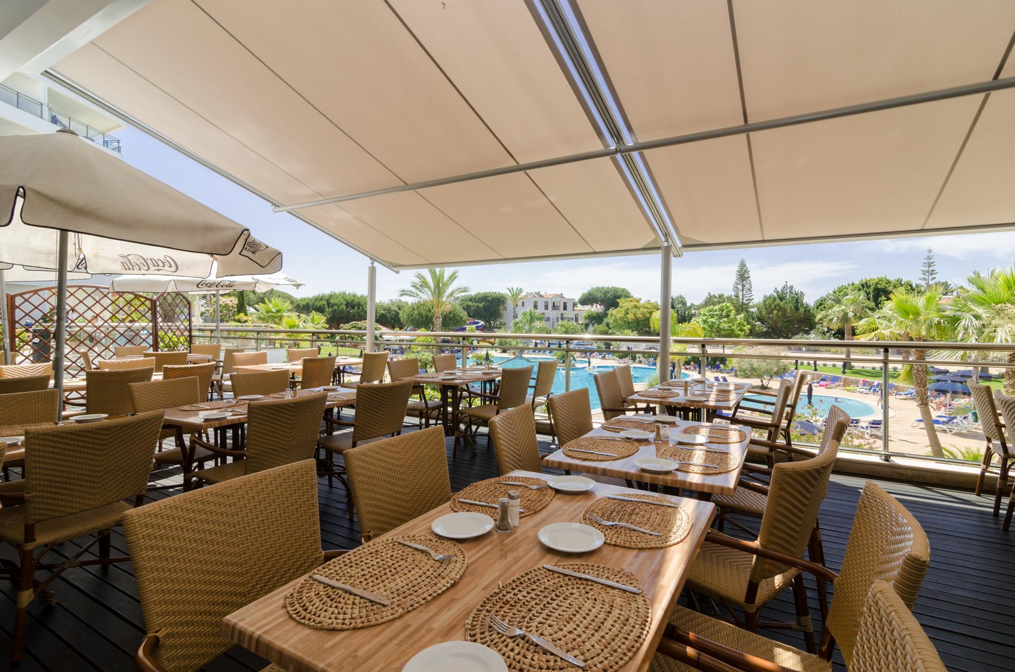 Alfagar Aparthotel 4*