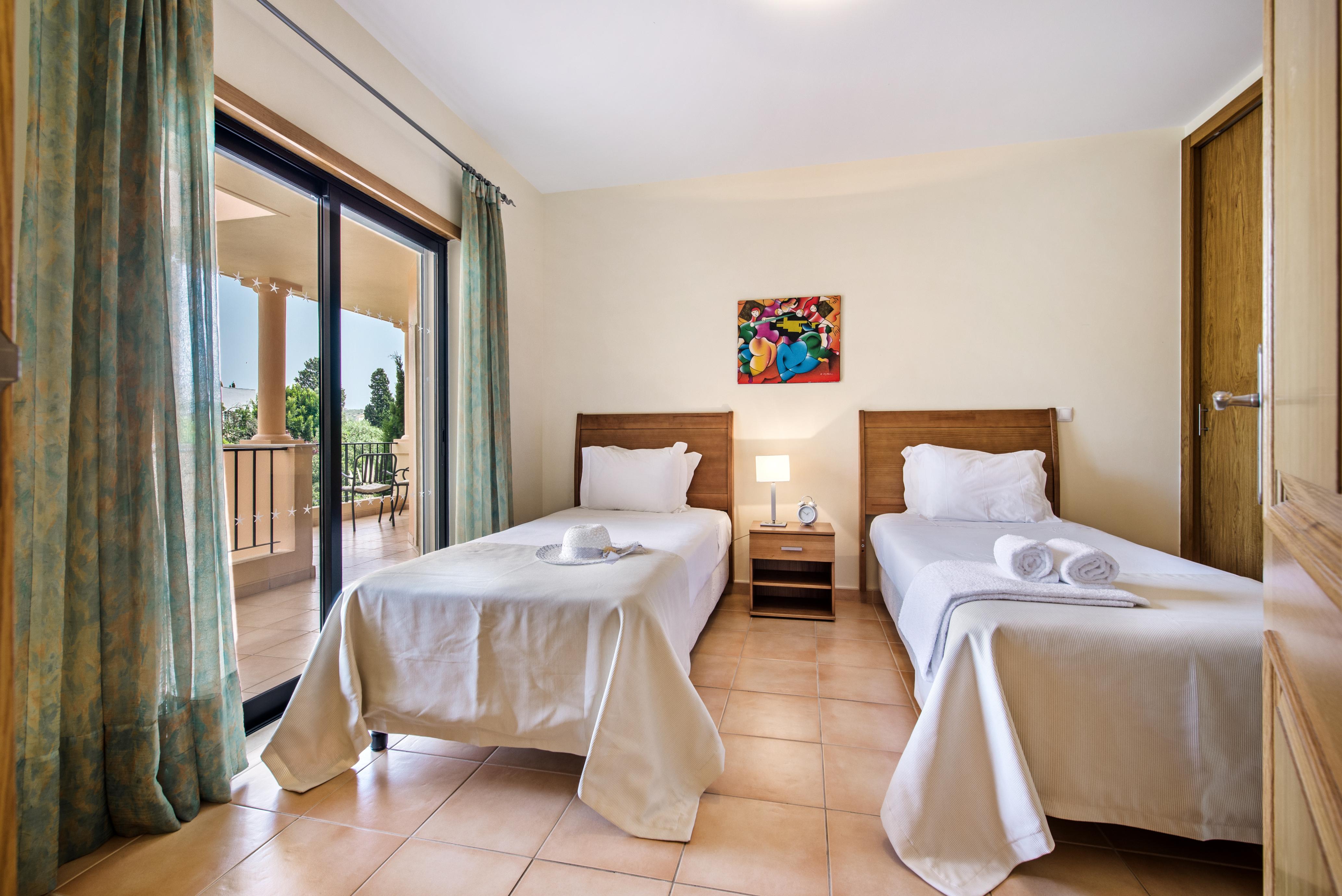 Resort Jardim Da Meia 4*